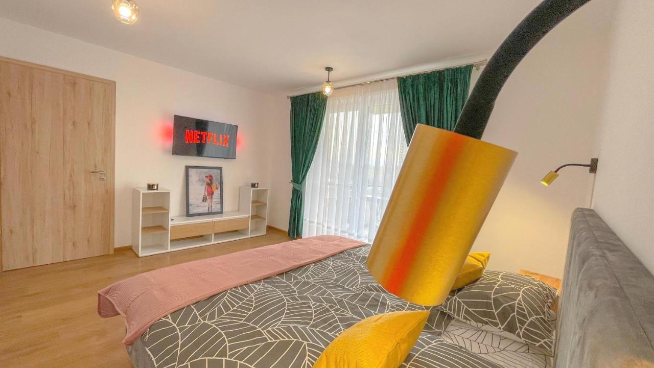 Dreamview Apartment With Private Parking Brasov Luaran gambar