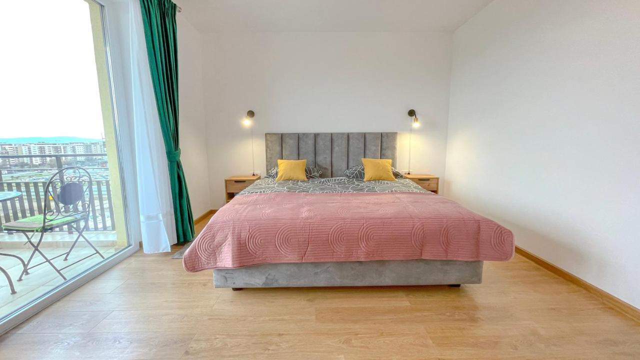 Dreamview Apartment With Private Parking Brasov Luaran gambar
