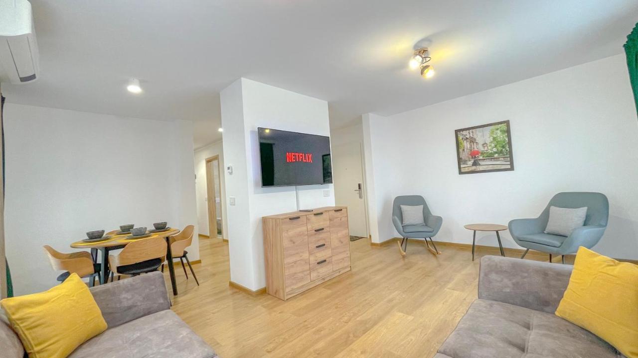 Dreamview Apartment With Private Parking Brasov Luaran gambar