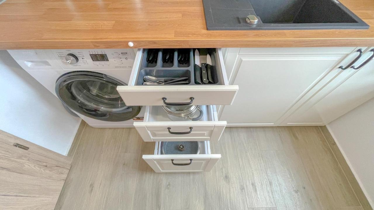 Dreamview Apartment With Private Parking Brasov Luaran gambar