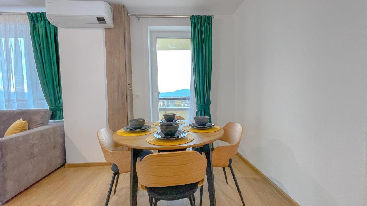 Dreamview Apartment With Private Parking Brasov Luaran gambar
