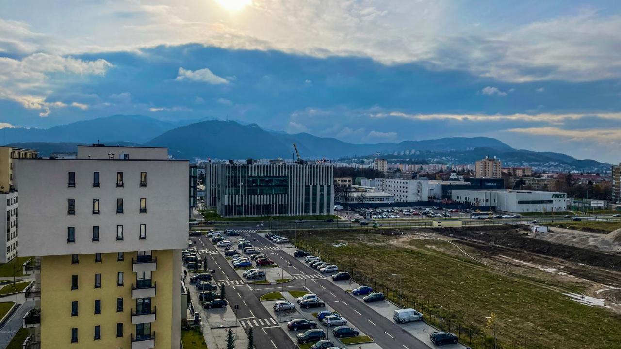 Dreamview Apartment With Private Parking Brasov Luaran gambar